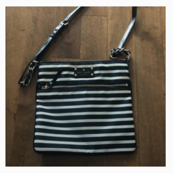 Kate Spade Crossbody Purse - Picture 1 of 4